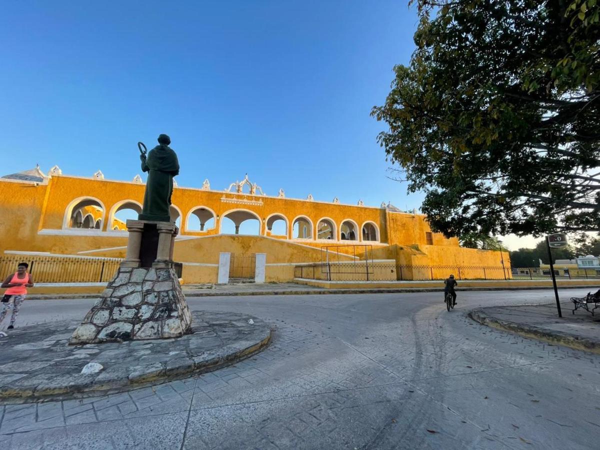 Bed and Breakfast Buenosdias Izamal Exterior foto