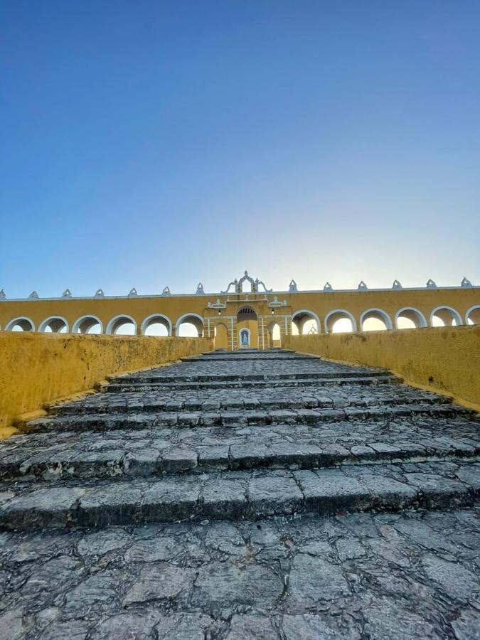 Bed and Breakfast Buenosdias Izamal Exterior foto