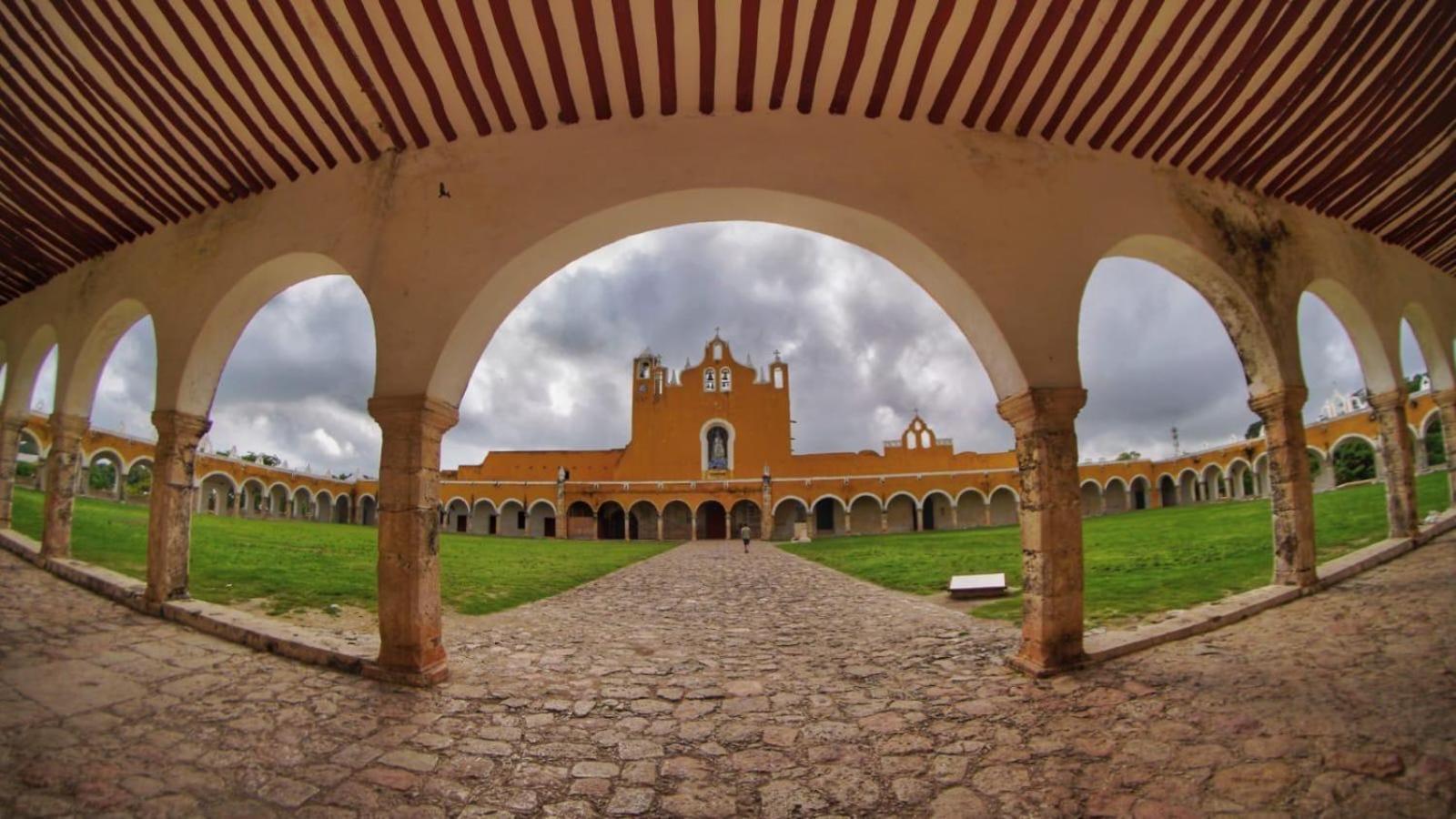 Bed and Breakfast Buenosdias Izamal Exterior foto
